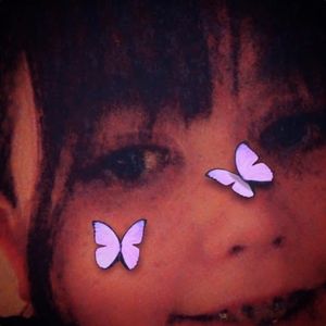 Meet your Posher, Chloe